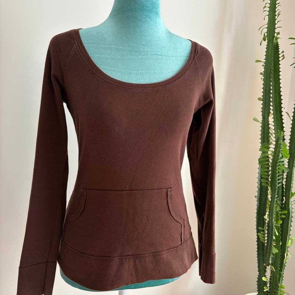Vintage Brown Cotton kangaroo. Pocket Tee Granola Girl Y2K Earthy Scoop Neck